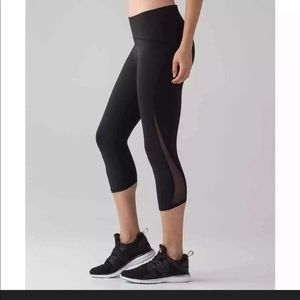 Lululemon size 6 pants